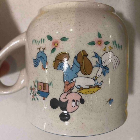 Vintage Stoneware MICKEY MOUSE BAKES A PIE COFFEE TEA CUP MUG THE WALT DISNEY - Picture 5 of 7